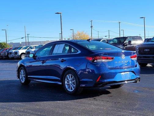 2019 Hyundai SONATA SE