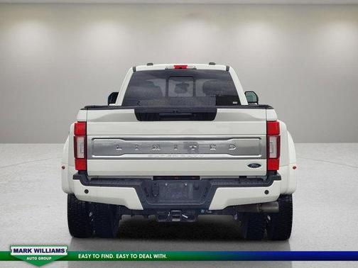 2022 Ford F-450 LIMITED