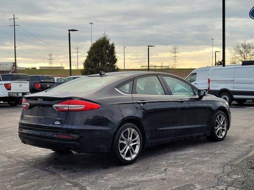 2020 Ford Fusion SEL