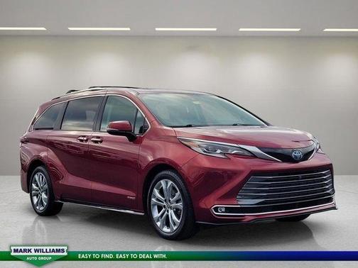 2021 Toyota Sienna 