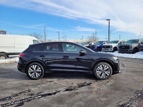 2023 Audi Q4 e-tron 40 Premium Plus