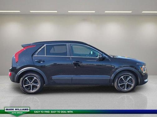 2023 Kia Niro EX