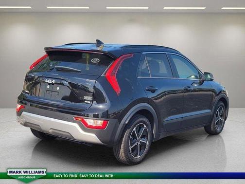 2023 Kia Niro EX