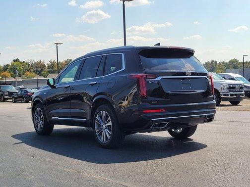 2023 Cadillac XT6 Premium Luxury AWD
