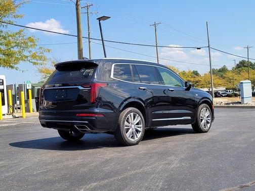 2023 Cadillac XT6 Premium Luxury AWD