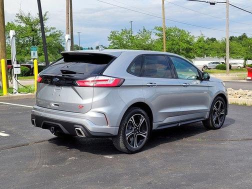 2020 Ford Edge ST