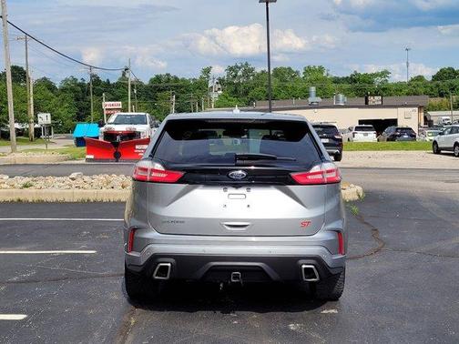 2020 Ford Edge ST