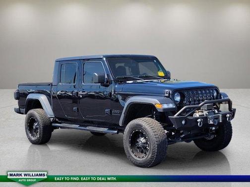 2020 Jeep Gladiator Sport