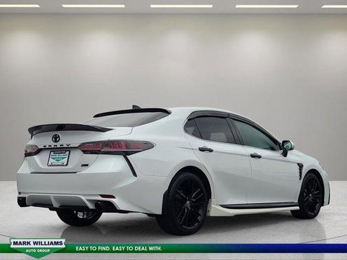Wind Chill Pearl 2022 Toyota Camry XSE