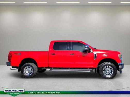 Race Red 2022 Ford F-250 XLT