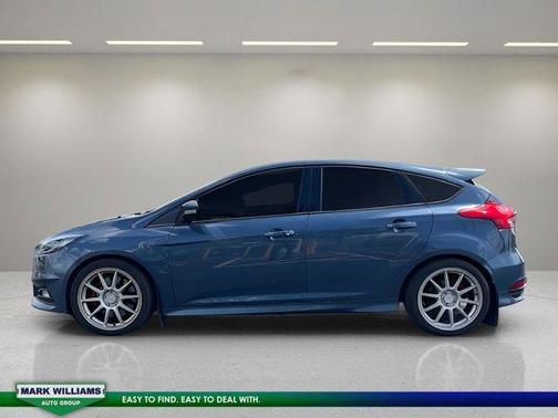 2018 Ford Focus ST Base