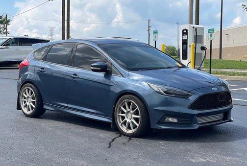 2018 Ford Focus ST Base