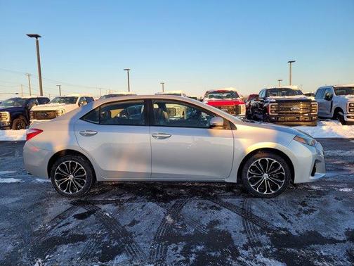 2016 Toyota Corolla S