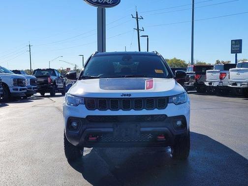 2024 Jeep Compass Trailhawk