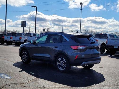 2021 Ford Escape SEL