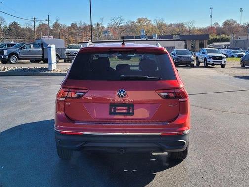 2022 Volkswagen Tiguan 2.0T SE