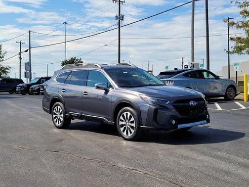 2023 Subaru Outback Touring XT