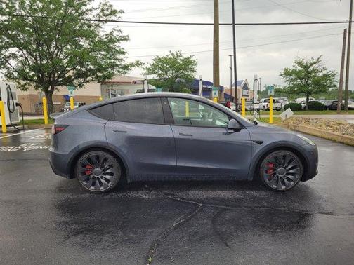 2022 Tesla Model Y Performance