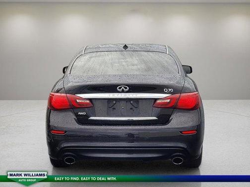 2015 INFINITI Q70 3.7X