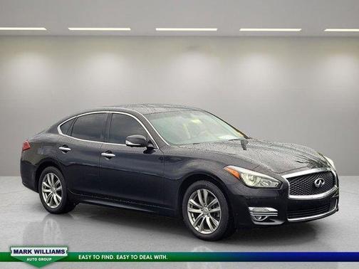 2015 INFINITI Q70 3.7X