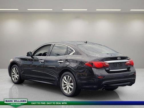 2015 INFINITI Q70 3.7X