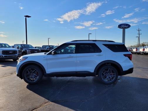 STAR WHITE MET TRI-COAT 2025 Ford Explorer ST-LINE