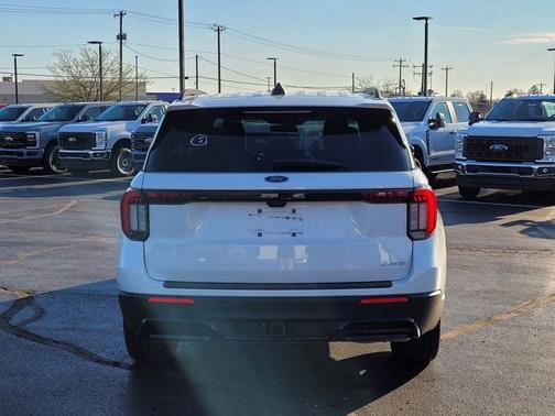 STAR WHITE MET TRI-COAT 2025 Ford Explorer ST-LINE