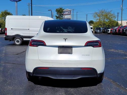 2022 Tesla Model Y Long Range