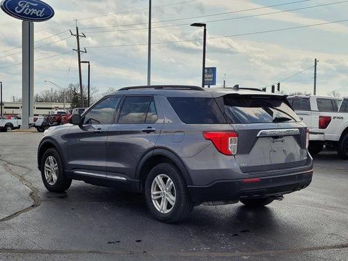 Carbonized Gray Metallic 2021 Ford Explorer XLT