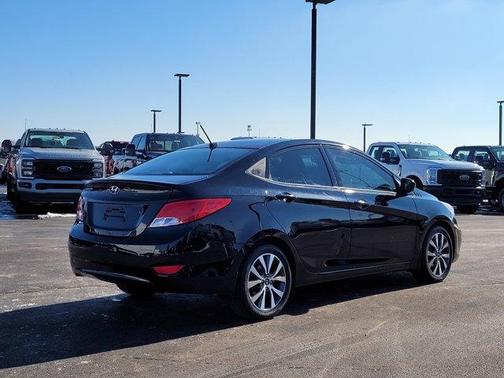 2017 Hyundai Accent Value Edition