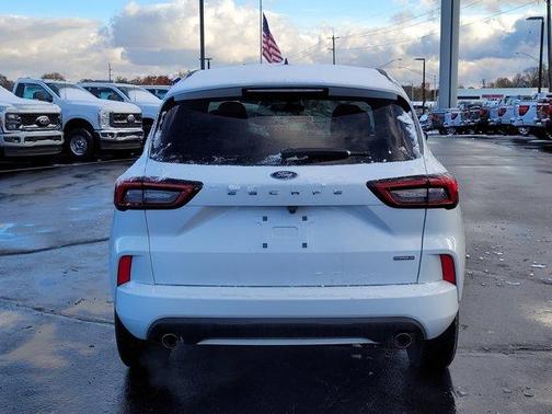 2023 Ford Escape ST-Line Select