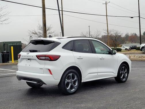 2023 Ford Escape ST-Line Select
