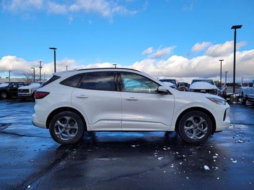 2023 Ford Escape ST-Line Select