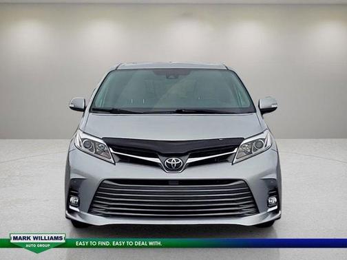 2019 Toyota Sienna Limited