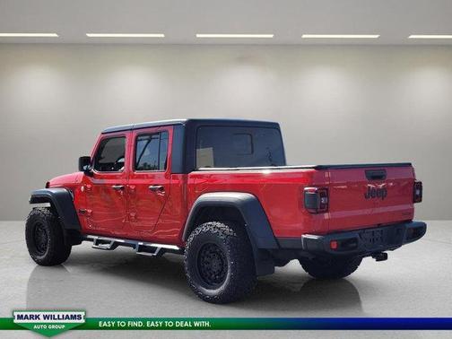 2020 Jeep Gladiator Sport