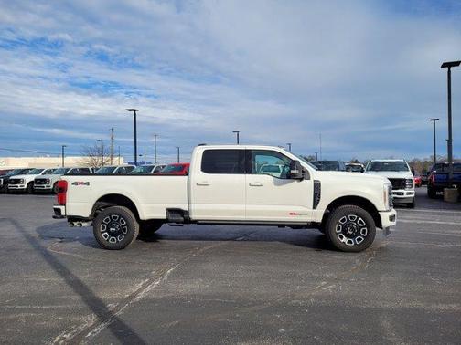 2026 Ford F-350 Platinum