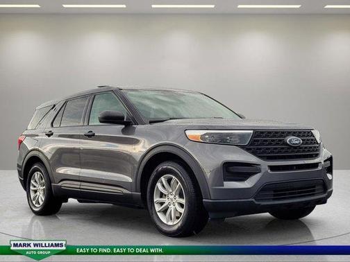 Gray Metallic 2021 Ford Explorer Base
