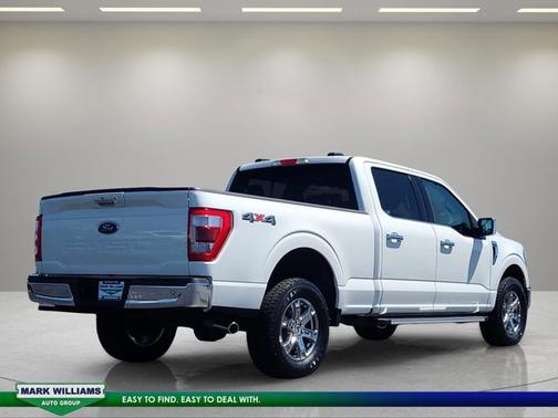 STAR WHITE METALLIC TRICOAT 2022 Ford F-150 LARIAT