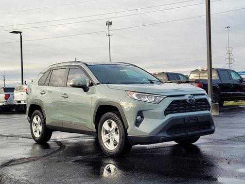 2019 Toyota RAV4 XLE