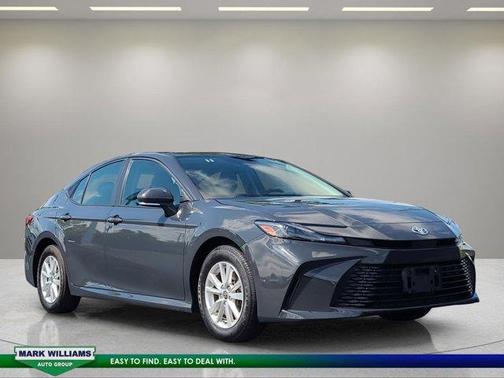 UNDERGROUND 2025 Toyota Camry LE