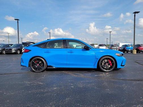 2023 Honda Civic Type R Base