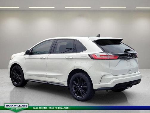 2022 Ford Edge ST Line