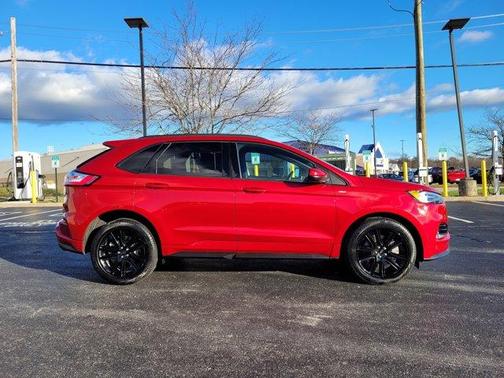 2021 Ford Edge ST Line