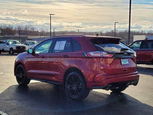 2021 Ford Edge ST Line