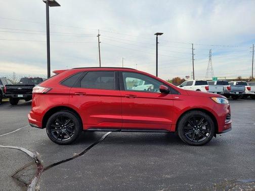 2021 Ford Edge ST Line