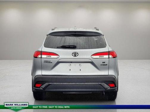 2023 Toyota Corolla Cross Hybrid SE
