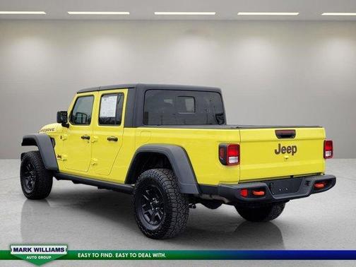 2023 Jeep Gladiator Mojave