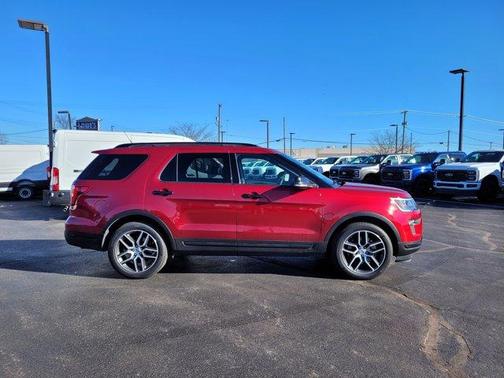 2018 Ford Explorer sport