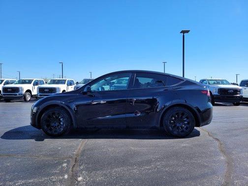 2024 Tesla Model Y Long Range