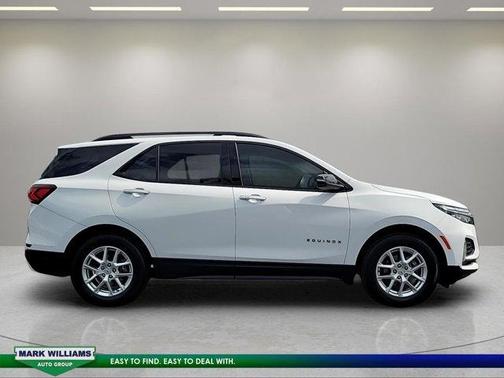 Summit White 2022 Chevrolet Equinox Premier
